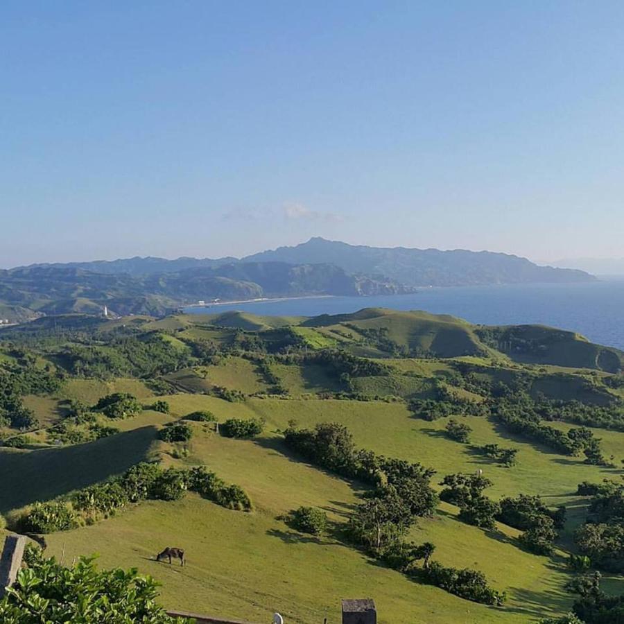 Florabells Iraya Guest House - Batanes Basco Buitenkant foto