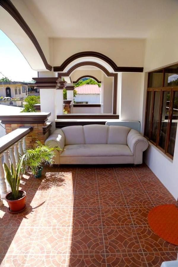 Florabells Iraya Guest House - Batanes Basco Buitenkant foto